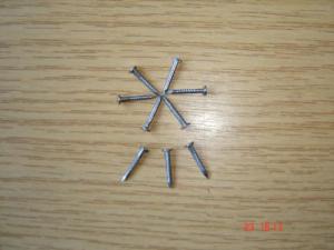 Cuie cu cap plat pentru tapiterii