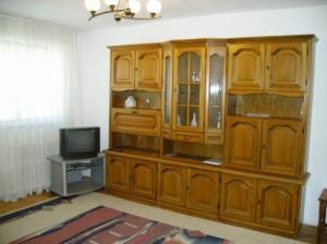De vanzare/inchiriat ap. 3 camere in Oradea, zona Decebal