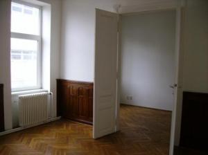 De vanzare ap. 3 camere in Oradea, zona Armatei Romane